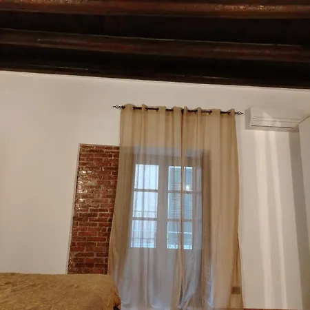 Vittorio Cathedral House *