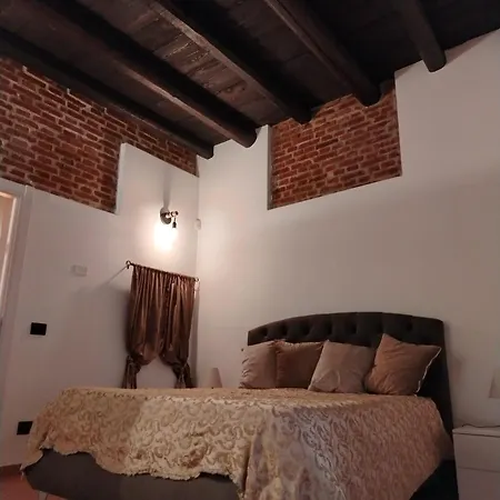 Vittorio Cathedral House *