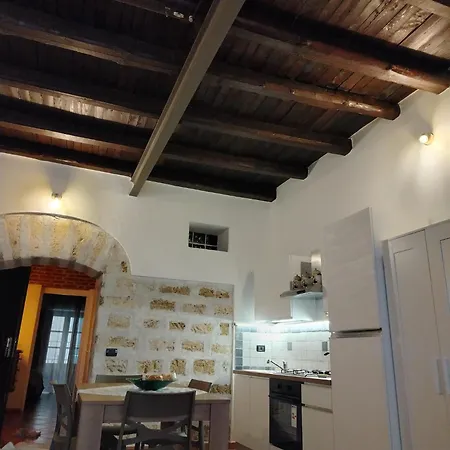 Vittorio Cathedral House *